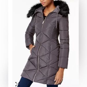 Guess puffer jacket size small grey